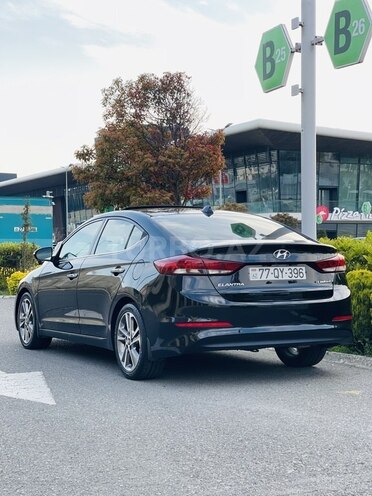 Hyundai Elantra 2017, 125,000 km - 2.0 l - Bakı