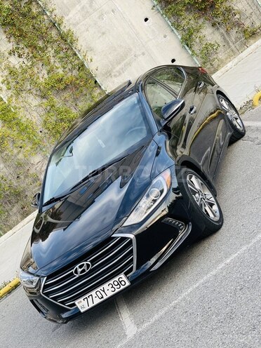 Hyundai Elantra 2017, 125,000 km - 2.0 l - Bakı