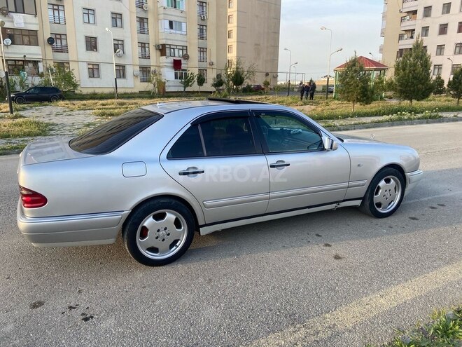 Mercedes E 240 1998, 285,400 km - 2.4 l - Bakı