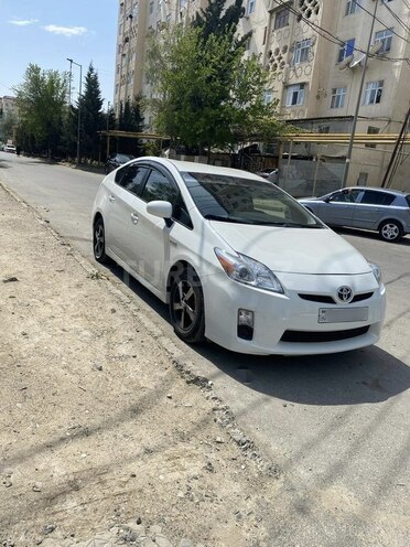 Toyota Prius 2011, 360,000 km - 1.8 l - Sumqayıt