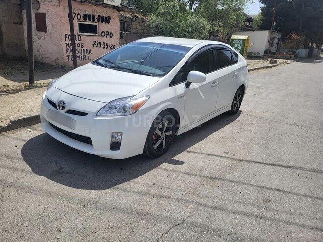 Toyota Prius 2011, 360,000 km - 1.8 l - Sumqayıt
