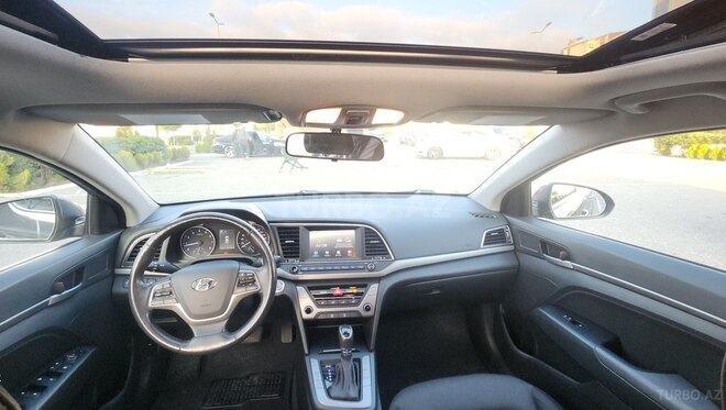 Hyundai Elantra 2017, 153,000 km - 2.0 l - Bakı