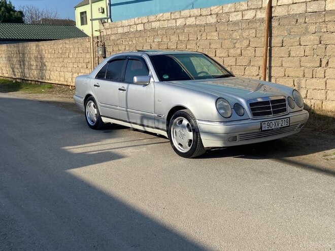 Mercedes E 240 1998, 285,400 km - 2.4 l - Bakı