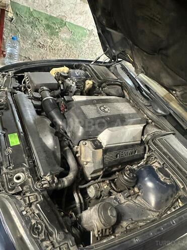 BMW 535 1999, 350,000 km - 3.5 l - Mingəçevir