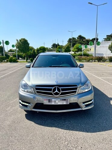 Mercedes C 250-1