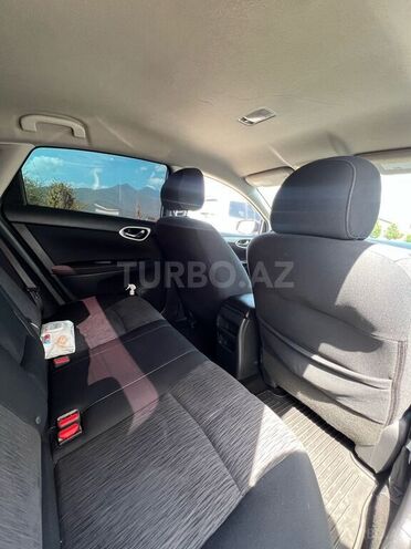 Nissan Sentra 2015, 171,000 km - 1.8 l - Qax