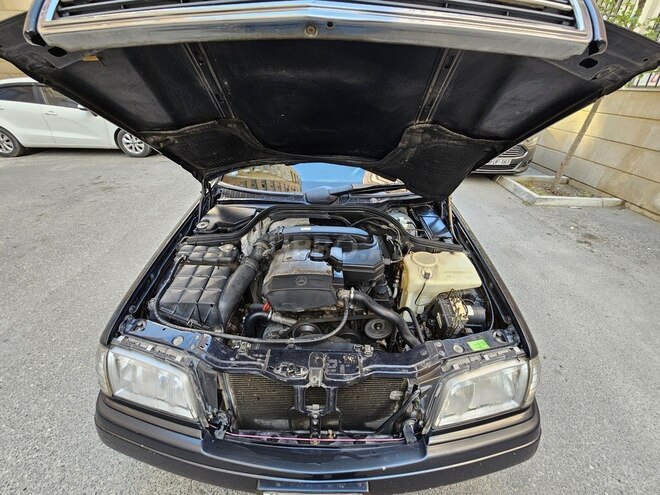 Mercedes C 200 1996, 323,100 km - 2.0 l - Bakı