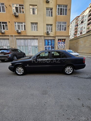 Mercedes C 200 1996, 323,100 km - 2.0 l - Bakı