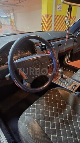 Mercedes E 280 1998, 376,000 km - 2.8 l - Bakı