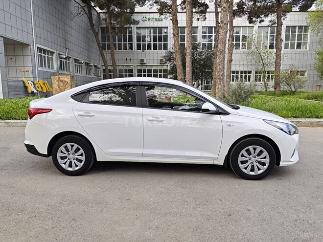 Hyundai Accent 2021, 50,000 km - 1.6 л - Bakı