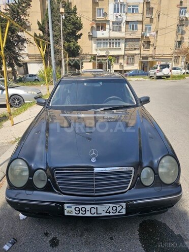 Mercedes E 220 d 1999, 399,000 km - 2.2 l - Bakı