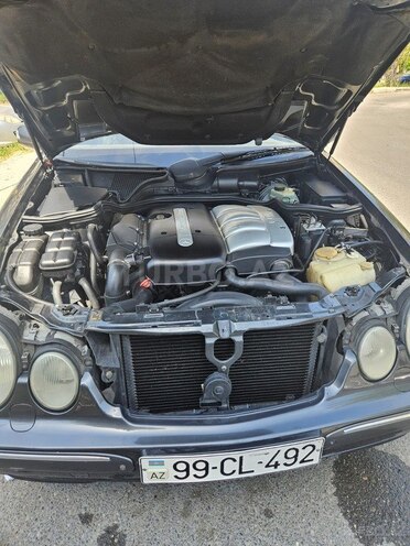 Mercedes E 220 d 1999, 399,000 km - 2.2 l - Bakı