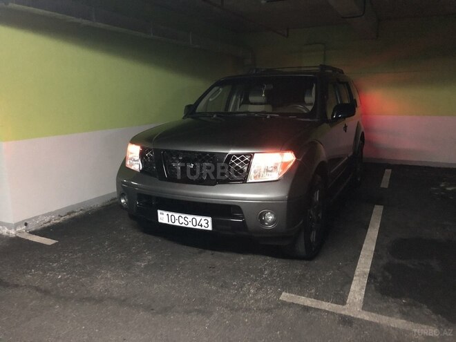 Nissan Pathfinder 2005, 290,000 km - 4.0 l - Bakı