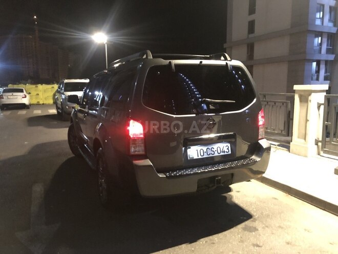 Nissan Pathfinder 2005, 290,000 km - 4.0 l - Bakı