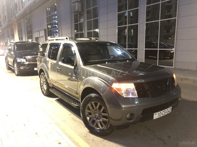 Nissan Pathfinder 2005, 290,000 km - 4.0 l - Bakı