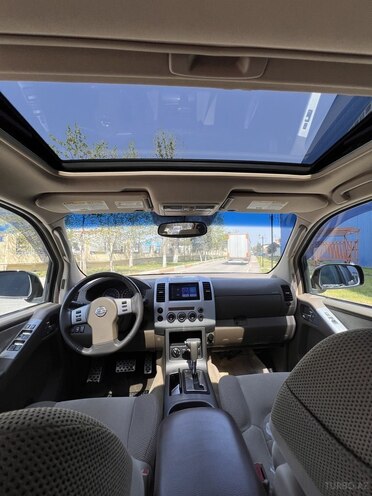 Nissan Pathfinder 2005, 290,000 km - 4.0 l - Bakı