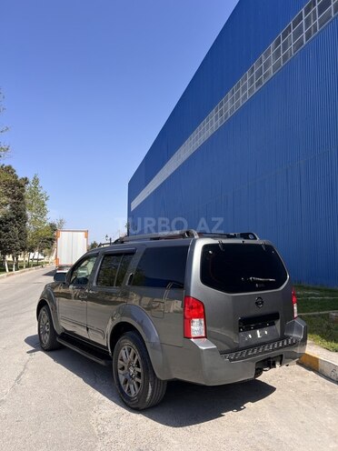 Nissan Pathfinder 2005, 290,000 km - 4.0 l - Bakı