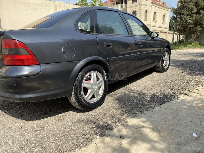 Opel Vectra 1996, 321,000 km - 2.0 l - Bakı