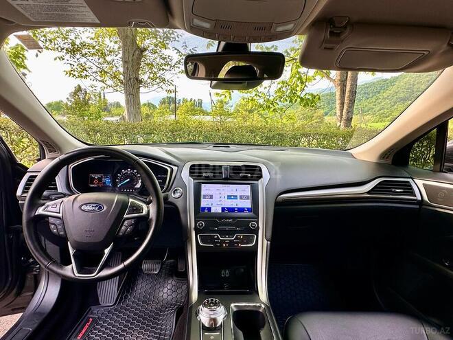 Ford Fusion (North America) 2020, 172,000 km - 1.5 l - Qax