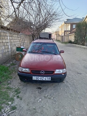 Opel Astra 1997, 444,000 km - 1.6 l - Qusar