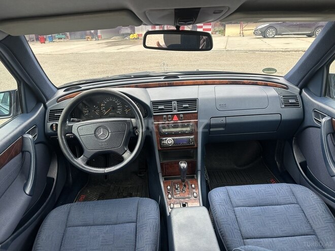 Mercedes C 200 2000, 219,000 km - 2.0 л - Gəncə