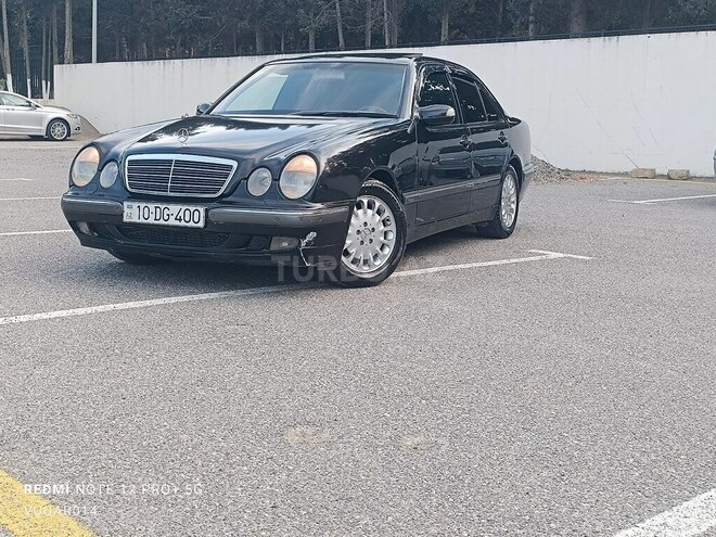 Mercedes E 320 2001, 250,000 km - 3.2 l - Sumqayıt