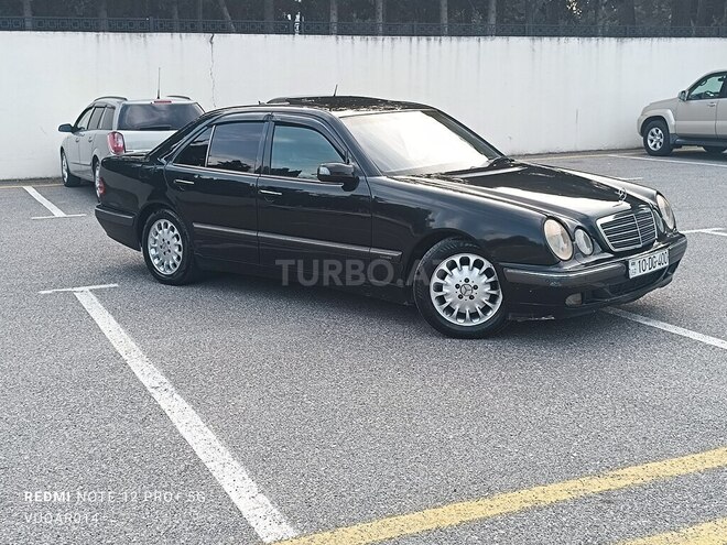 Mercedes E 320 2001, 250,000 km - 3.2 l - Sumqayıt