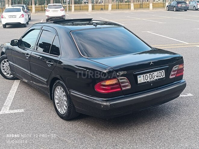 Mercedes E 320 2001, 250,000 km - 3.2 l - Sumqayıt