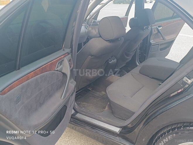 Mercedes E 320 2001, 250,000 km - 3.2 l - Sumqayıt