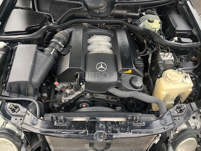Mercedes E 240 2002, 365,200 km - 2.4 l - Sumqayıt