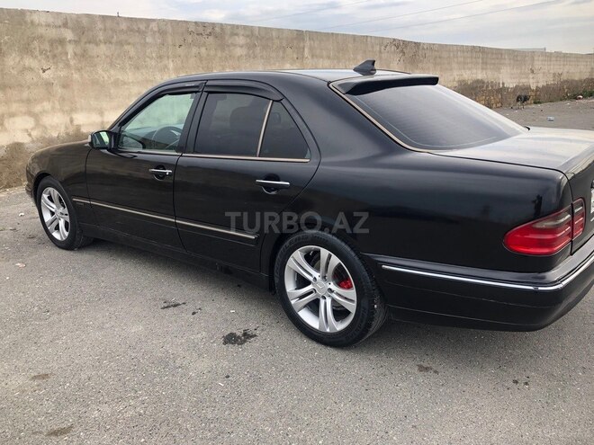 Mercedes E 240 2002, 365,200 km - 2.4 l - Sumqayıt