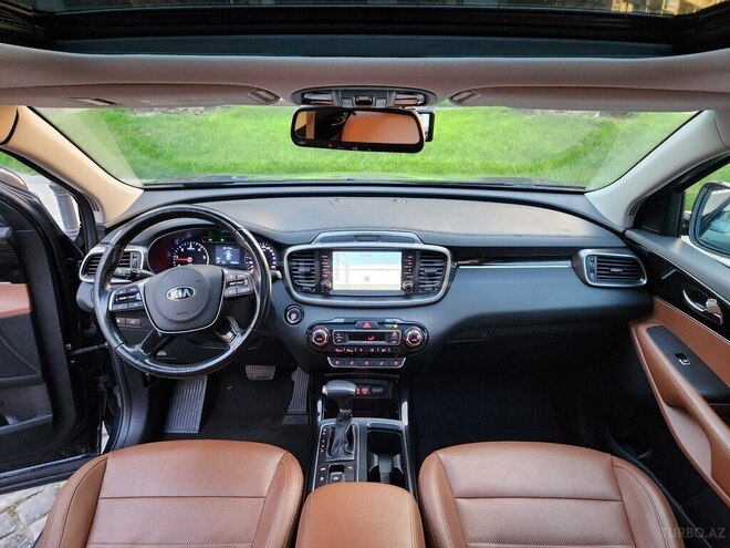 Kia Sorento-7