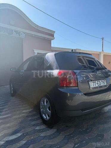 Toyota Corolla 2006, 180,000 km - 1.4 l - Bakı