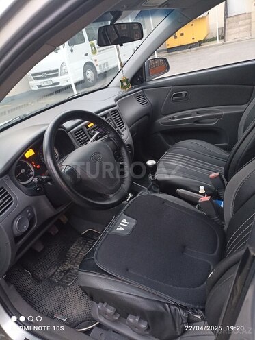 Kia Rio 2005, 183,000 km - 1.5 l - Şəki