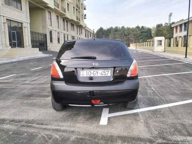 Kia Rio 2005, 390,000 km - 1.6 l - Bakı