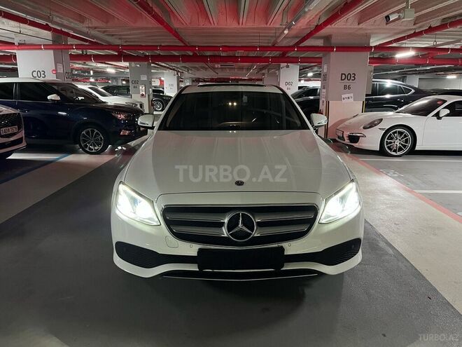 Mercedes E 220 d 2019, 205,000 km - 2.0 л - Bakı