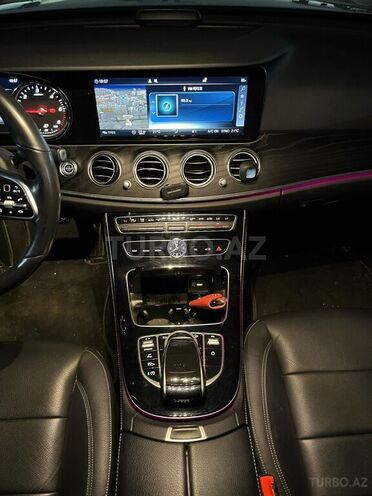 Mercedes E 220 d 2019, 205,000 km - 2.0 л - Bakı