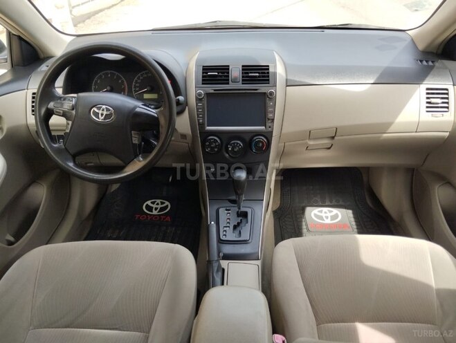 Toyota Corolla 2013, 210,000 km - 1.8 l - Bakı