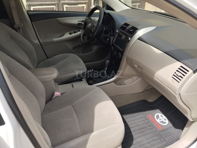 Toyota Corolla 2013, 210,000 km - 1.8 l - Bakı
