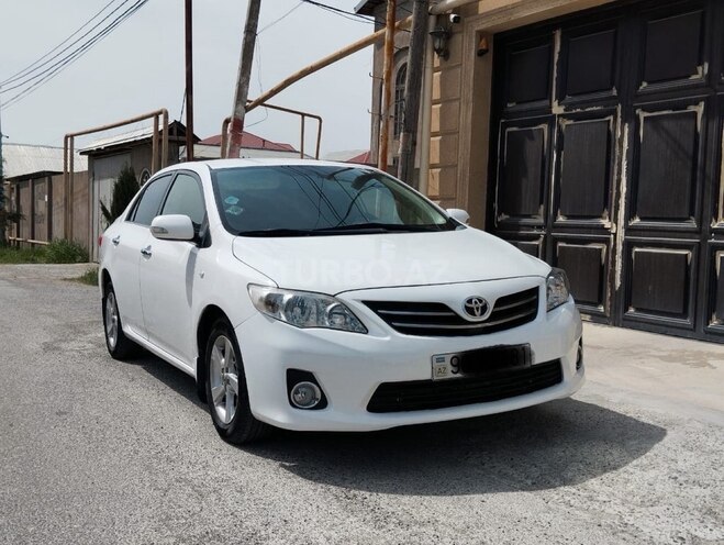 Toyota Corolla 2013, 210,000 km - 1.8 l - Bakı