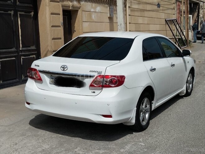 Toyota Corolla 2013, 210,000 km - 1.8 l - Bakı