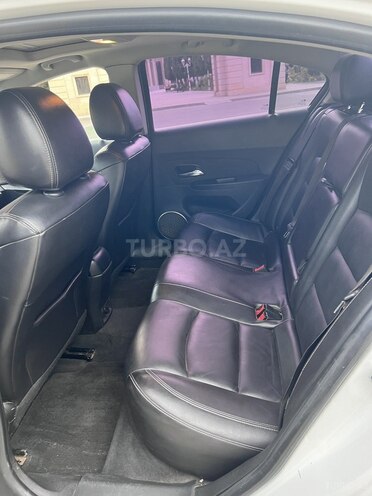 Chevrolet Cruze 2015, 330,000 km - 1.4 л - Goranboy
