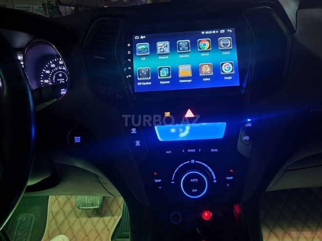 Hyundai Santa Fe-17
