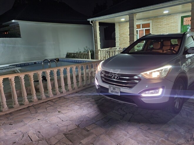 Hyundai Santa Fe-15