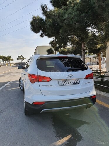 Hyundai Santa Fe-8
