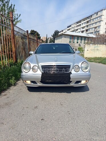 Mercedes E 270 1999, 432,000 km - 2.7 l - Bakı
