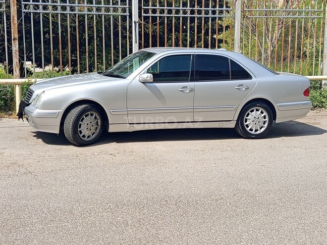 Mercedes E 270 1999, 432,000 km - 2.7 l - Bakı
