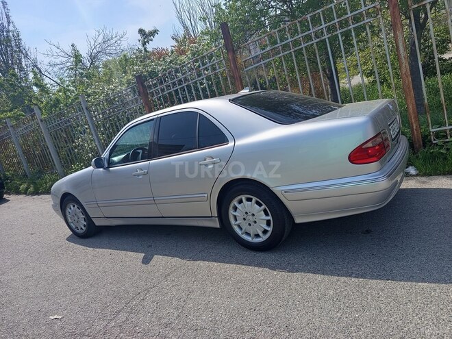 Mercedes E 270 1999, 432,000 km - 2.7 l - Bakı