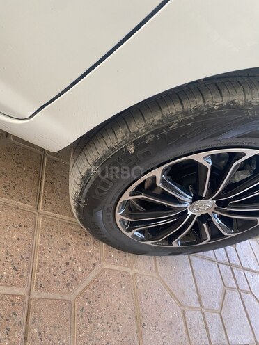 Toyota Corolla Fielder 2019, 123,000 km - 1.5 л - Bakı