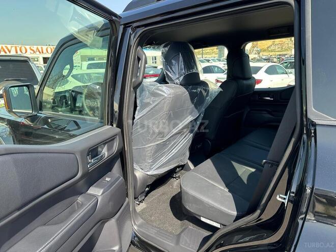 Toyota Land Cruiser Prado-17